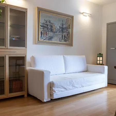 Apartment Mamma Ciccia - Italian Balcony